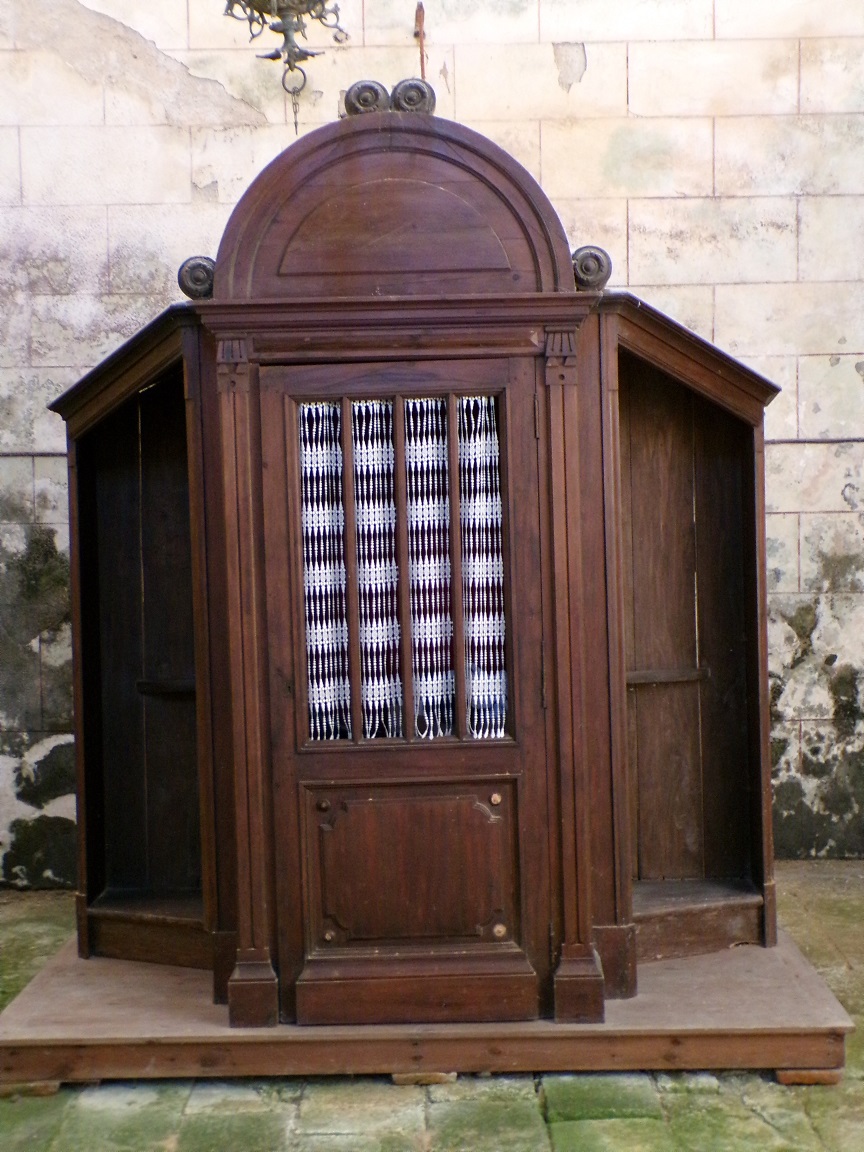 Bouteville - L'église Saint-Paul - Le confessionnal (19 septembre 2026)